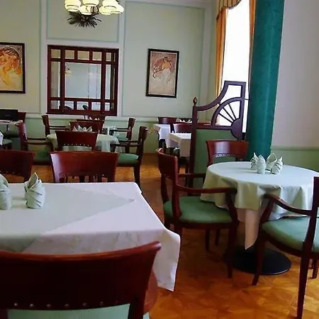 Ester Hotell 4*