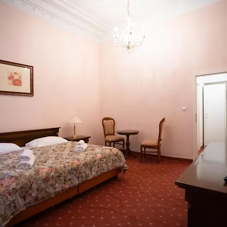 Ester Отель 4*