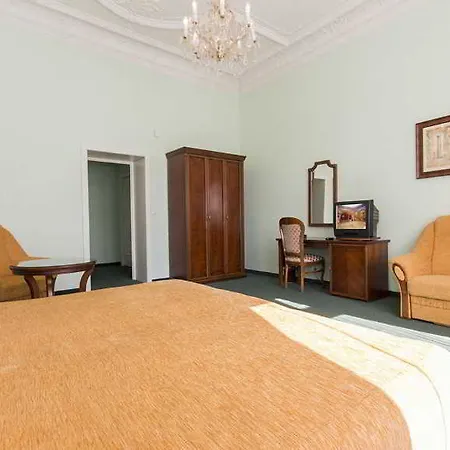 Ester Карловы Вары