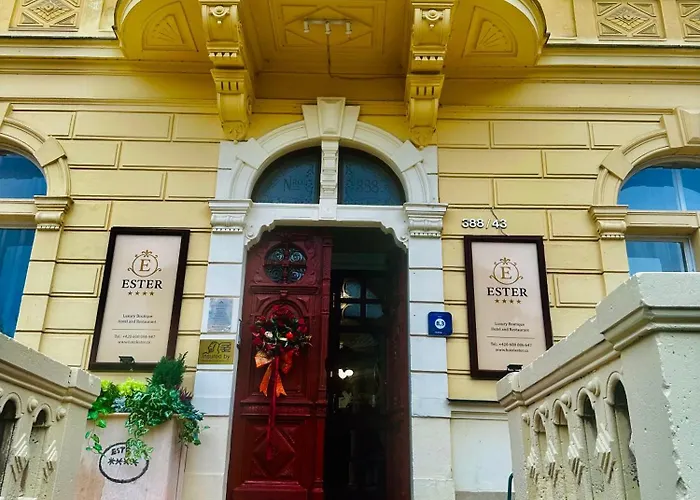 Отель Ester 4*
