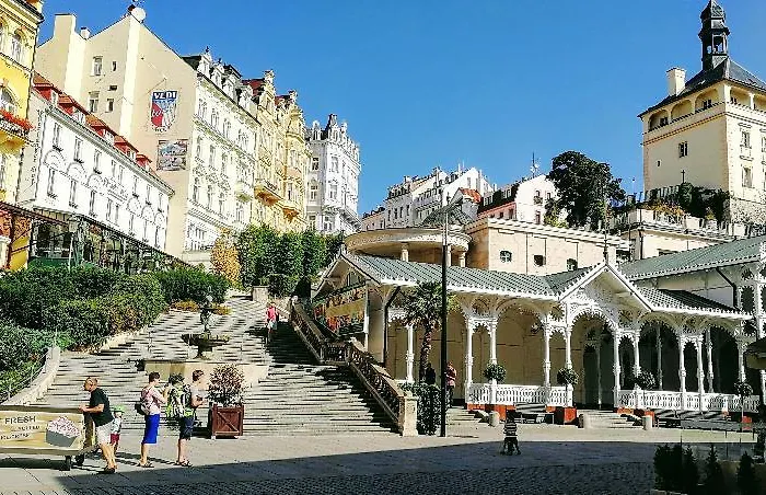 Отель Ester 4*